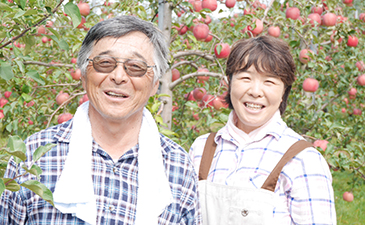 リンゴ生産者の工藤さんご夫婦