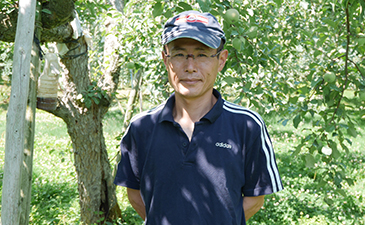 長野県のリンゴ生産者の下川さん
